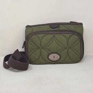 Fossil key per olive green‎ nylon floral quilted stiching crossbody purse bag